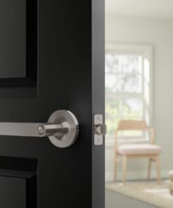 Amazon Basics Contemporary Reno Door Lever with Lock, Privacy, Satin Nickel 10 61AfQtnkUXL