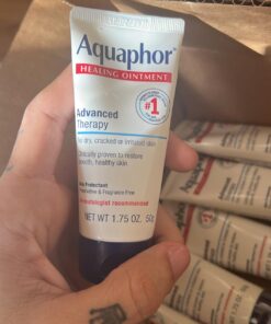 Aquaphor Healing Ointment, Advanced Therapy Healing Ointment for Dry Skin, Skin Protectant for Dry Cracked Skin - 1.75 oz. Tube (Pack of 6) 1.75 Ounce (Pack of 6) 32 61B20ylFkL
