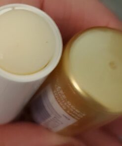 NIVEA Vanilla Buttercream Lip Care - All Day Moisturizing Lip Balm for Soft Lips - Pack of 4 31 61BpxlnycpL