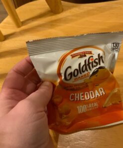 Pepperidge Farm Goldfish Cheddar Crackers, 1.5 oz. Snack Packs, 30-count Multi-pack Box Cheddar 30ct 32 61CDhKMFG6L