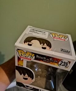 Funko POP Anime Attack on Titan Levi Ackerman Action Figure 40 61CPjq7l4BL