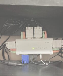 TRENDnet 4-Port USB KVM Switch and Cable Kit With Audio, Manage 4 Computers, USB Switch, Windows, Linux, Auto-Scan, Plug And Play, Hot Pluggable, 2048 x 1536 VGA Resolution, White, TK-409K 4 Port Audio w/ Cables 25 61CQdGNiGZL