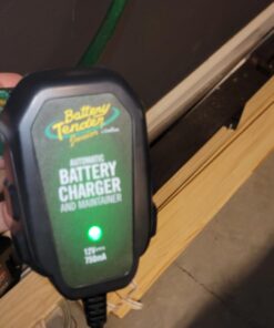Battery Tender 021-0123 Junior 12V, 0.75A Battery Charger and Maintainer, Black/Green (021-0123) 30 61DOahiFxCL
