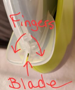 Kitchy Pizza Cutter Wheel with Protective Blade Cover, Ergonomic Pizza Slicer (Green) Green 35 61DTMciKpYL