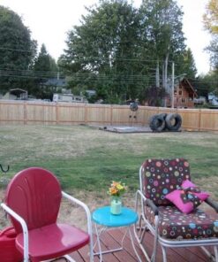 BLACK+DECKER 20V MAX Cordless String Trimmer, 2 in 1 Trimmer and Edger, 12 Inch, Battery Included (LST300) 20V String Trimmer Kit 30 61E3XRhKH0L