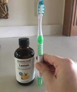 MAJESTIC PURE Lemon Essential Oil, Premium Grade, Pure and Natural Premium Quality Oil, 4 fl oz 4 Fl Oz (Pack of 1) 34 61Eqh6WWlWL