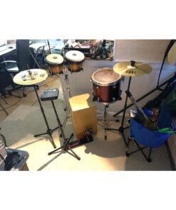 Meinl Cymbals HCS Hihats Cymbals for Drum Set, Made in Germany — Traditional Medium Brass, 2-Year Warranty, 13" Hi hat Pair (HCS13H) 27 61EyMGzcB6L