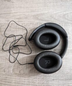 Pointcinco Active Noise Canceling Headphones, Over Ear Headphones with Mic, 60 Hours Play Time On Ear Bluetooth Headphones with Deep Bass, Foldable Headphones with HiFi Audio for Music P1 63 61EzJ1bVFSL