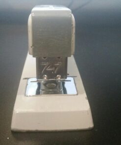 Swingline Stapler, 30 Sheet Capacity, 747 Classic Stapler, Jam Free, Metal, Black (74701) 29 61EzyB4 7ML