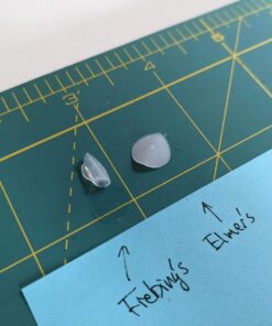 Fiebing's Leathercraft Cement - Leather Glue (4oz) - Quick Drying, High Strength, Flexible Adhesive w/Permanent Bonding for Craft or Repair for Leather Jackets, Shoes, Wallets, Furniture - Non-Toxic 27 61FfdoUnAL