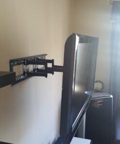 VideoSecu Tilt Swivel TV Wall Mount 32"- 70" LCD LED Plasma TV with VESA 200x200,400x400,up to 600x400 mm, Full Motion Articulating Dual Arm Mount Fits up to 24" Studs MW365B2H C20 68 61FklFak8L