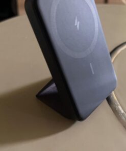 Anker Magnetic Battery, 5,000mAh Foldable Magnetic Wireless Portable Charger with Stand and USB-C (On The Side), Only for iPhone 15/15 Plus/15 Pro/15 Pro Max, iPhone14/13 Serie Interstellar Gray 66 61G44ImQJxL