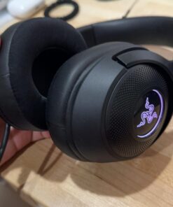 Razer Kraken V3 X Wired USB Gaming Headset: Lightweight Build - Triforce 40mm Drivers - HyperClear Cardioid Mic - 7.1 Surround Sound - Chroma RGB Lighting - Black 18 61GJ8WVSNzL