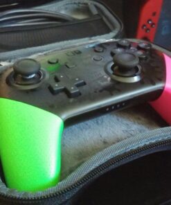 Hermitshell Travel EVA Case Carrying Pouch Cover Bag Compact Size Fits Microsoft Xbox One/Xbox One S/Xbox One X Wireless Controller 25 61GJo3ijSZL