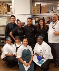 KNG Tie Back Chef Hat – Adjustable Chef Cap for Men or Women One Size Black With White 17 61GeI8zBTL