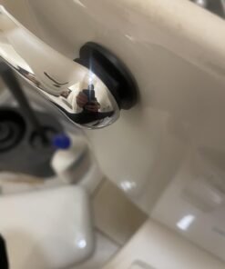 Qualihome Toilet Handle Lever Flush Replacement, Front Mount, Chrome, Universal Fitting Chrome Polished 31 61GxCPzyS6L