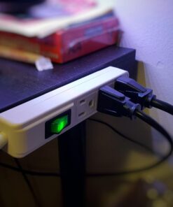 GoGreen Power (GG-13002MS) 3 Outlet Power Strip, White, 2.5 Ft Cord Pack of 1 31 61HMFNPgKxL