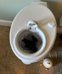 Ubbi Steel Odor Locking, No Special Bag Required Money Saving, Awards-Winning, Modern Design, Registry Must-Have Diaper Pail, White 43 61HOzvy83kL