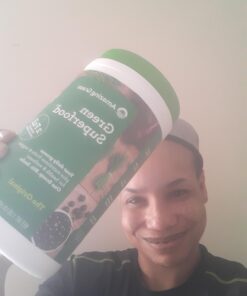 Amazing Grass Greens Blend Superfood: Super Greens Powder Smoothie Mix for Boost Energy ,with Organic Spirulina, Chlorella, Beet Root Powder, Digestive Enzymes & Probiotics, Original, 60 Servings Superfood - Original 60 Servings (Pack of 1) 37 61HUGkc IsL