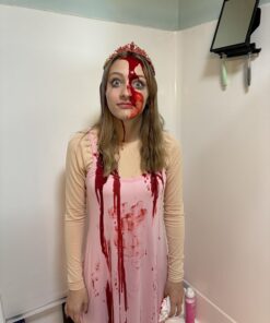 Kangaroo Fake Blood for Halloween, Special Effects Makeup, True Blood Color, 14 oz, Package May Vary 37 61HhHHPwRrL