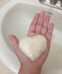 The Beauty Shelf Konjac Sponge Set, 3 Pack Exfoliating and Cleansing Facial Sponges - Pure Konjac Glucomannan - Easy-Grip Heart Shape - for Delicate and Sensitive Skin - Premium Bath Supplies 19 61Hx7deqleL