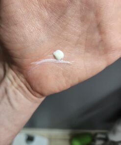 EltaMD UV Clear Face Sunscreen, SPF 46 Oil Free Sunscreen with Zinc Oxide, Protects and Calms Sensitive Skin and Acne-Prone Skin, Lightweight, Silky, Dermatologist Recommended, 1.7 oz Pump 43 61II8Pzyx2L