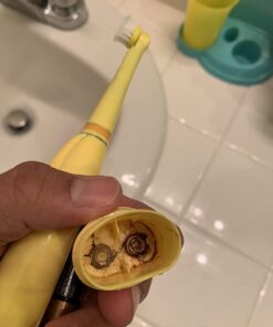 Brusheez® Kids’ Electric Toothbrush Set - Safe & Effective for Ages 3+ - Parent Tested & Approved with Gentle Bristles, 2 Brush Heads, Rinse Cup, 2-Minute Timer, & Storage Base (Jovie The Giraffe) Jovie the Giraffe 37 61INEIsG7BL