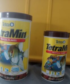 Tetra 16106 Min Tropical Flakes, Nutritionally Balanced Fish Food, 7.06-Ounce 7.06-ounce (Pack of 1) 26 61JKjgdJMQL