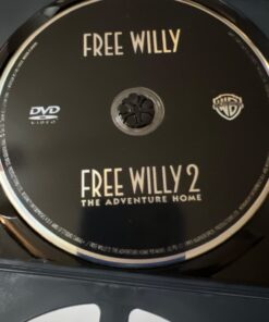 4 Film Favorites: Free Willy (Free Willy, Free Willy 2: The Adventure Home, Free Willy 3: The Rescue, Free Willy 4) DVD September 7, 2010 16 61JZC13n53L