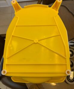 Carlisle FoodService Products Mop Bucket with Side-Press Wringer for Floor Cleaning, Restaurants, Offices, And Janitorial Use, Polyproylene, 26 Quarts, Yellow 37 61K61wGOQEL