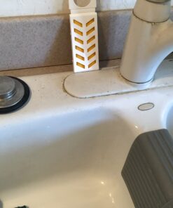 Fruit Fly BarPro – 4 Month Protection Against Flies, Cockroaches & Other Pests. Fly Traps for Indoors/Outdoor. Better Than Mosquito Zapper 1 Pack 29 61KPxqSjiXL 2