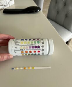 AquaChek 7-Way Pool and Spa Test Strips - Silver Pool Test Strips For pH, Total Chlorine, Free Chlorine, Bromine, Alkalinity, Total Hardness, and Cyanuric Acid - Water Quality Testing Kit (100 Strips) 1-Pack test strip 33 61KhJ6R1vXL