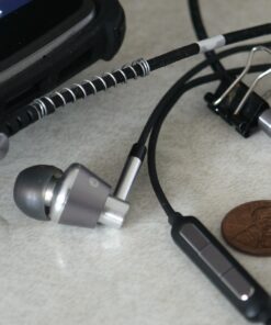 1MORE Triple Driver In-Ear Earphones Hi-Res Headphones with High Resolution, Bass Driven Sound, MEMS Mic, In-Line Remote, High Fidelity for Smartphones/PC/Tablet - Silver 42 61Kyj9rgKhL