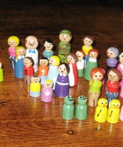 Hygloss Wood Peg Dolls – Craft Paintable Birchwood Doll People – Assorted Family, 40 Pieces Assorted, 40-Pack 18 61L6VMFIrSL