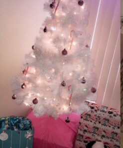 Perfect Holiday Christmas Tree, 5-Feet, PVC Crystal White 18 61LtNlv6vuL