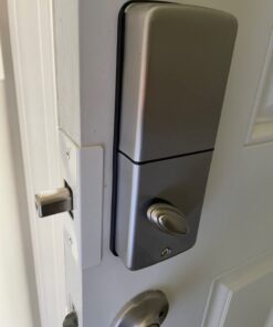 Kwikset 92640-001 Contemporary Electronic Keypad Single Cylinder Deadbolt with 1-Touch Motorized Locking, Satin Nickel, 8 x 4 x 6 40 61MN5xm4p1L