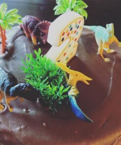 Toyvelt Dinosaur Play Set Dinosaur Toys Includes Dinosaur Figures, Trees, Rocks, Playmat, And A Beautiful Container Create A Dino World Great Gift For Boys & Girls Ages 3,4,5,6, And Up Updated Version 26 61MP83ssguL