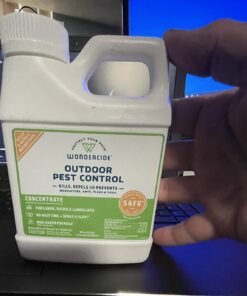 Wondercide - EcoTreat Outdoor Pest Control Spray Concentrate with Natural Essential Oils - Mosquito, Ant, Roach, and Insect Killer, Treatment, and Repellent - Safe for Pets, Plants, Kids - 16 oz 30 61MPZrXu0XL