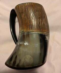 Norse Tradesman LG Viking Drinking Horn Mug - 100% Authentic Flame Treated Beer Horn Tankard With Engravings | The Jarl, approx. 16 oz 46 61NSgdwLbcL