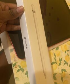 Apple Pencil (1st Generation): Pixel-Perfect Precision and Industry-Leading Low Latency, Perfect for Note-Taking, Drawing, and Signing documents. USB-C Adapter 20 61NbzgAwSiL