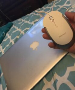 Macally Silent Wired Mouse - Slim & Compact USB Mouse for Apple Mac or Windows PC Laptop/Desktop - Designed with Optical Sensor & DPI Switch - Simple & Comfortable Wired Computer Mouse (White) White with Silver Trim 41 61O3dlEhNiL