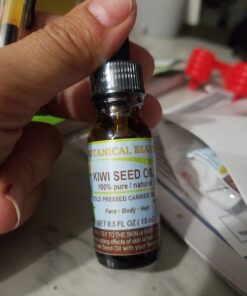 Botanical Beauty KIWI SEED OIL. 100% Pure/Natural/Undiluted/Virgin Cold Pressed Carrier oil. 0.5 Fl.oz.- 15 ml. by CHATEAU COSMETICS 0.5 Fl Oz (Pack of 1) 28 61ODVEukR4L