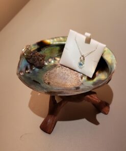 Premium Polished Abalone Shell, Large, 5-6 inches, with Wooden Stand, for Smudging, Cleansing, Home Decor, Gift Box. 100% Natural Colour - Sustainably Sourced by Ocean Shell Studios New Zealand 5-6" Polished Shell + Stand 26 61OIyLYTVL