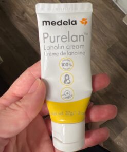 Medela Purelan Lanolin Nipple Cream for Breastfeeding, 100% All Natural Single Ingredient, Hypoallergenic, Soothing Protection, Safe for Nursing Mom and Baby, 1.3 Ounce Tube 20 61OPsgo1tL