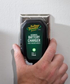 Battery Tender 021-0123 Junior 12V, 0.75A Battery Charger and Maintainer, Black/Green (021-0123) 25 61Ok6jtRaBL