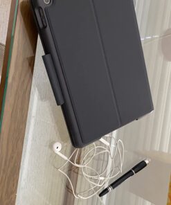 Logitech iPad (7th, 8th and 9th generation) Keyboard Case | Slim Folio with integrated wireless keyboard (Graphite), 7.3" x 10.1" x 0.9" Tablet Keyboard 20 61OpwDyoIL