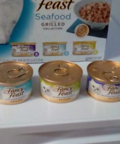Purina Fancy Feast Grilled Wet Cat Food Seafood Collection in Wet Cat Food Variety Pack - (24) 3 oz. Cans Seafood Variety Pack - 24 Ct. 3 Ounce (Pack of 24) 46 61P0tcjLW7L
