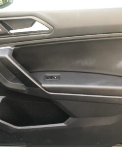 Meguiar’s Quik Interior Detailer - This Non-Greasy Formula Cleans and Protects All Interior Surfaces - Easy Cleaning and Interior Detailer - 16 Oz Quik Detailer Cleaner 27 61PPNu9XJYL