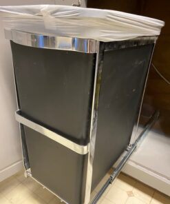simplehuman 30 Liter / 8 Gallon Under Counter Kitchen Cabinet Pull-Out Trash Can, Heavy-Duty Steel Frame 56 61PPQozbgNL