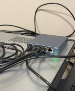 TP-Link TL-SG105, 5 Port Gigabit Unmanaged Ethernet Switch, Network Hub, Ethernet Splitter, Plug & Play, Fanless Metal Design, Shielded Ports, Traffic Optimization,Navy Blue 25 61PTJYcfSZL